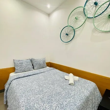 Caterina Look Izquierda Apartamento Barcelona